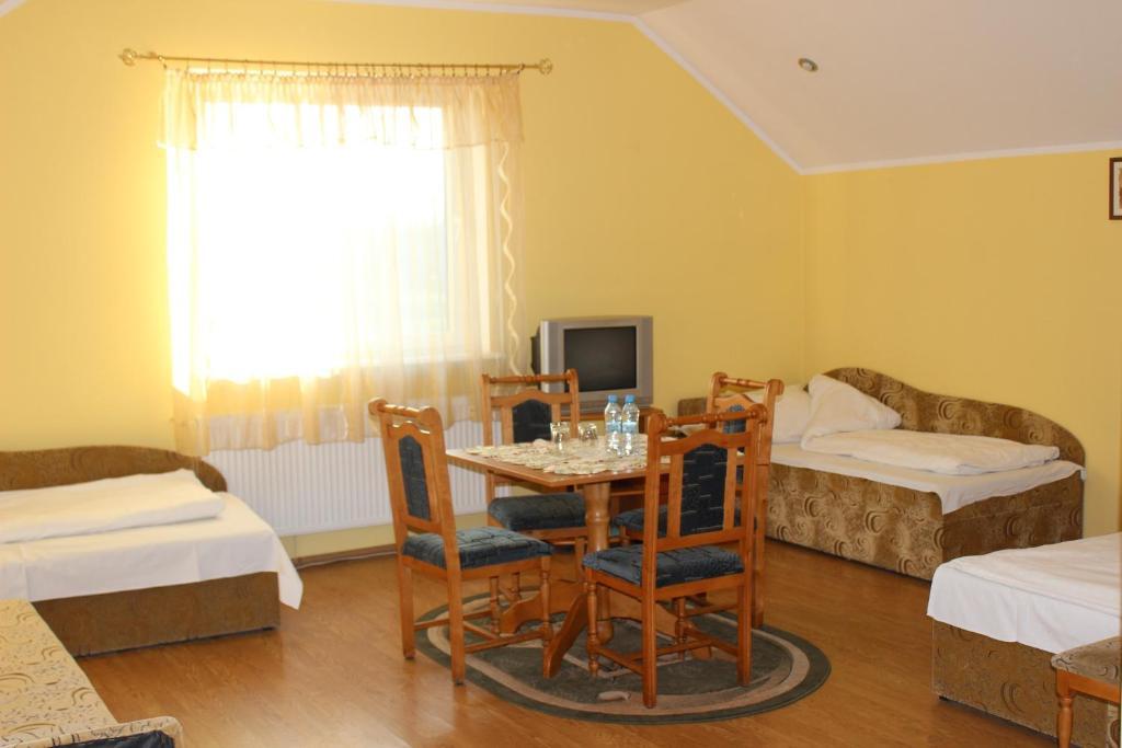 Hotel Czardasz Września Cameră foto